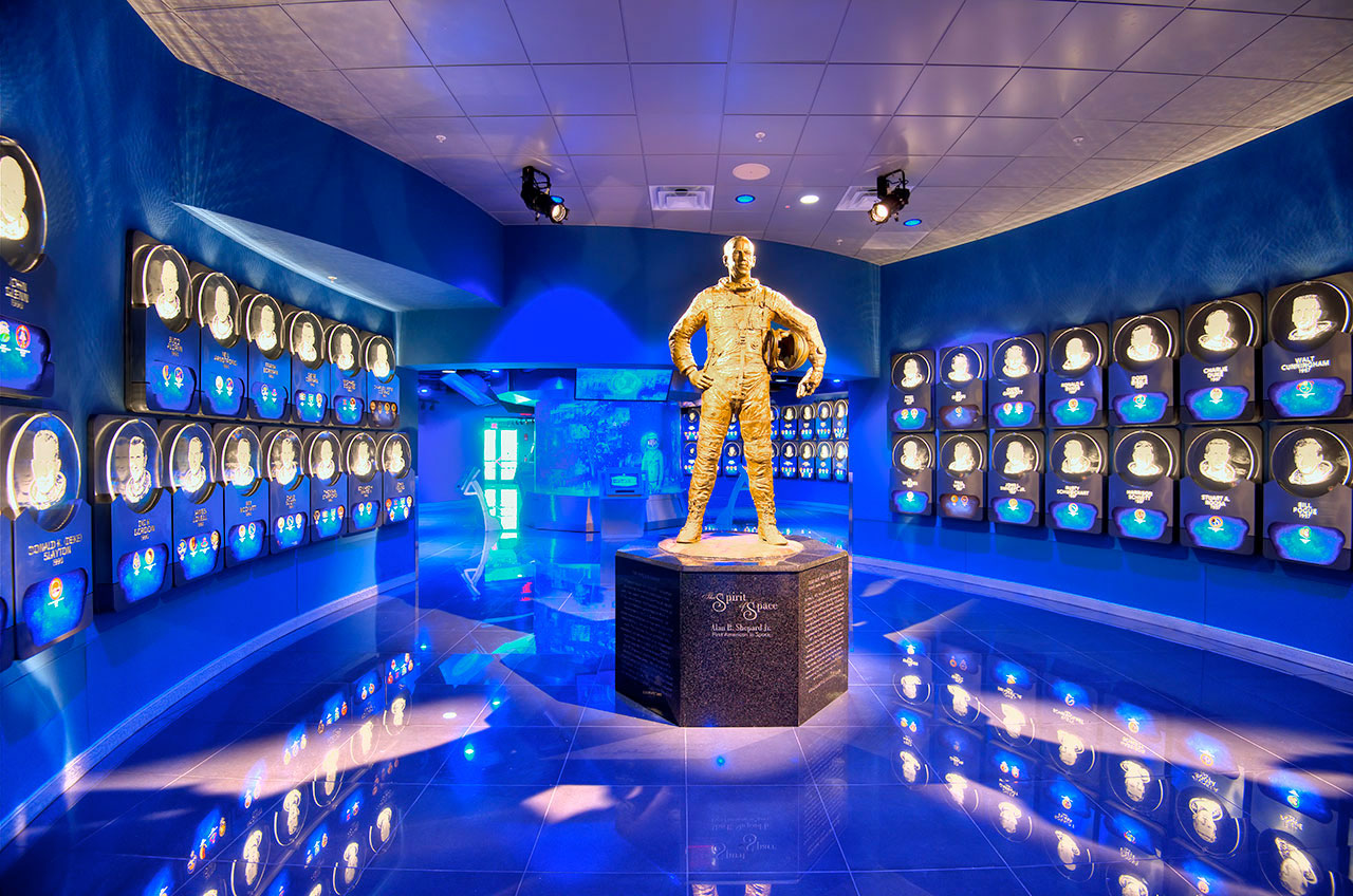 Astronaut Hall of Fame adds space shuttle commander and spacewalker.