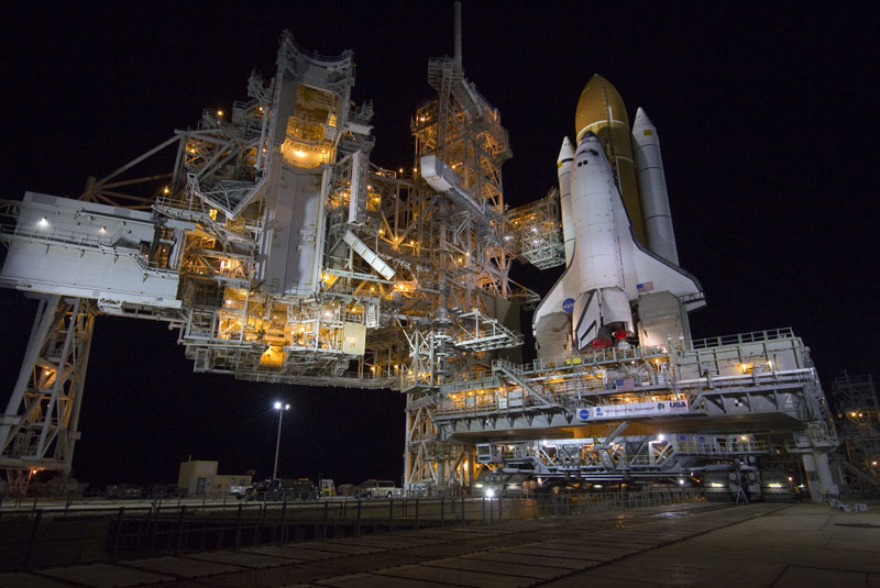 Space shuttle Endeavour's final path to the pad