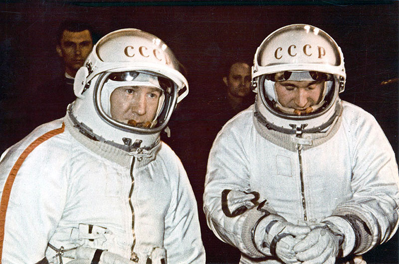 Eva At 50 Cosmonaut Alexei Leonov Took First Spacewalk 50 Years Ago Collectspace