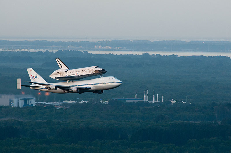 Space shuttle Discovery lands in Washington for Smithsonian display