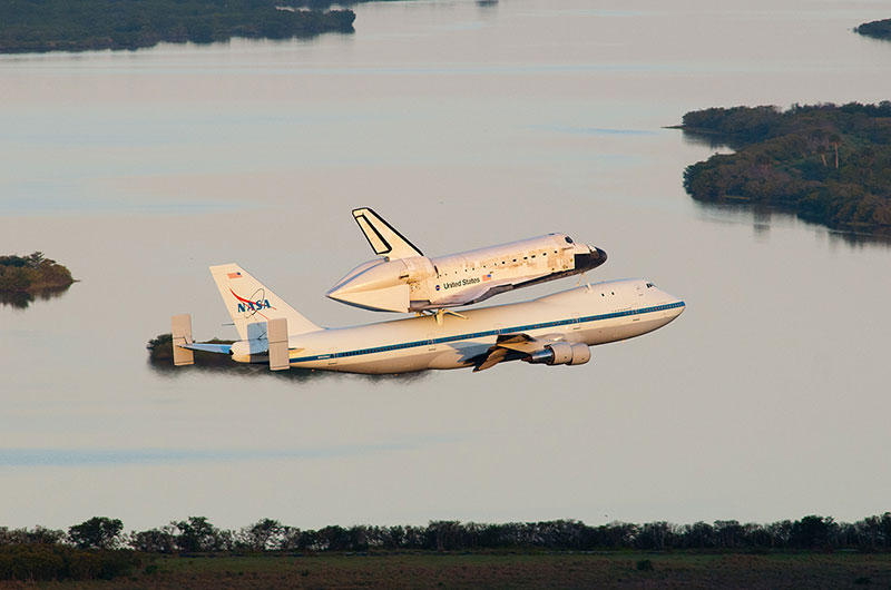 Space shuttle Discovery lands in Washington for Smithsonian display