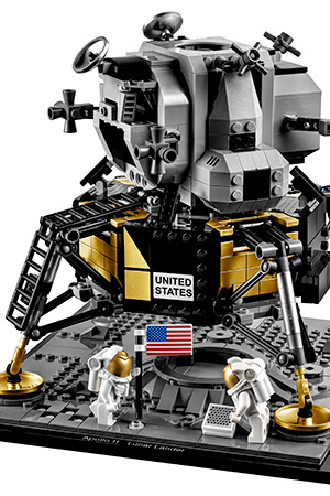 2020 Creator Expert Apollo 11 Moon Space Rocket Lunar Lander Compatible