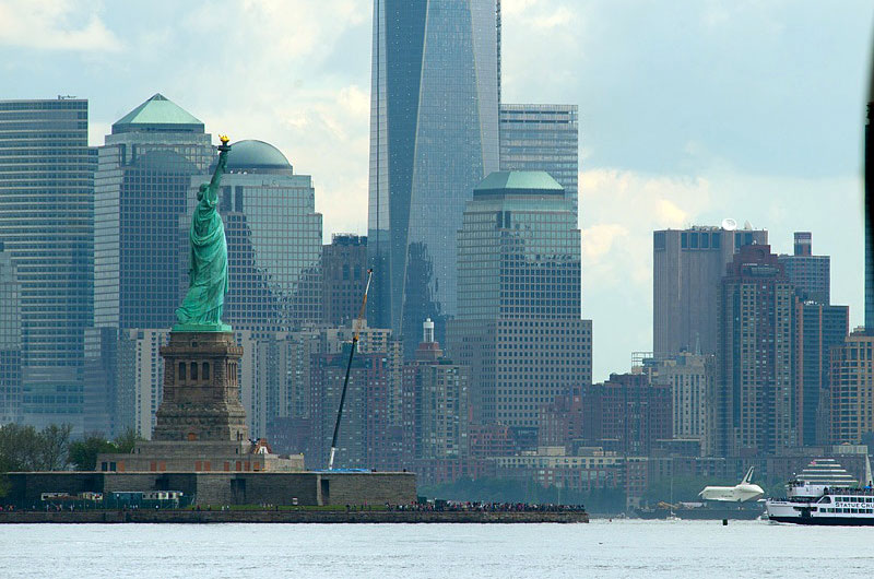 Space shuttle at sea: Enterprise sails for NYC's Intrepid, via New Jersey