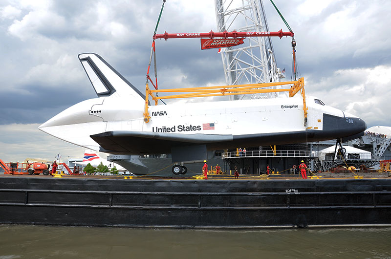Space shuttle at sea: Enterprise sails for NYC's Intrepid, via New Jersey