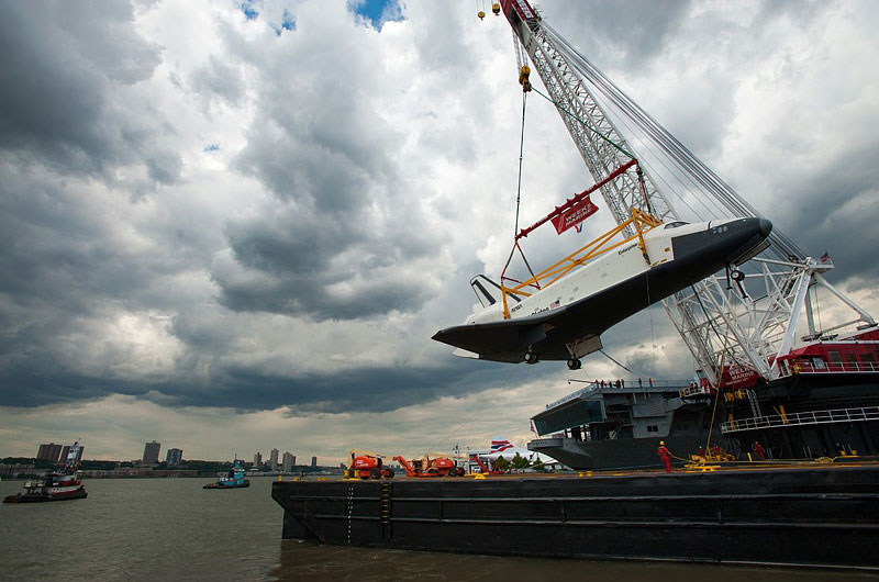 Space shuttle at sea: Enterprise sails for NYC's Intrepid, via New Jersey