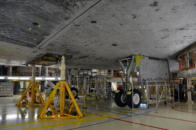 Touring Smithsonian-bound space shuttle Discovery