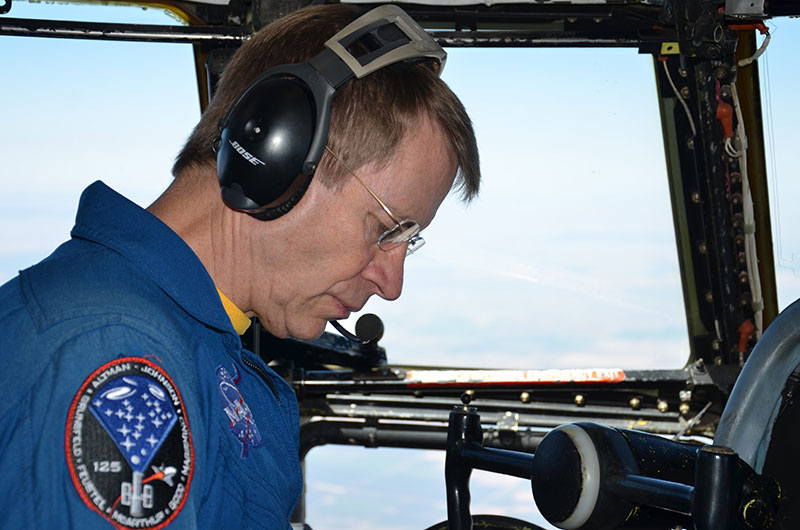 In-flight exclusive: Astronaut soars with Seattle's space shuttle trainer