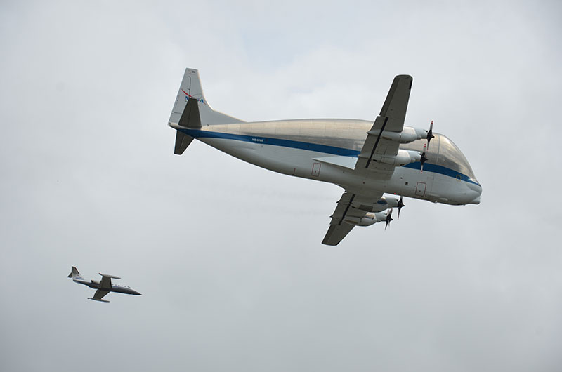 NASA space shuttle trainer lands at Seattle's Museum of Flight