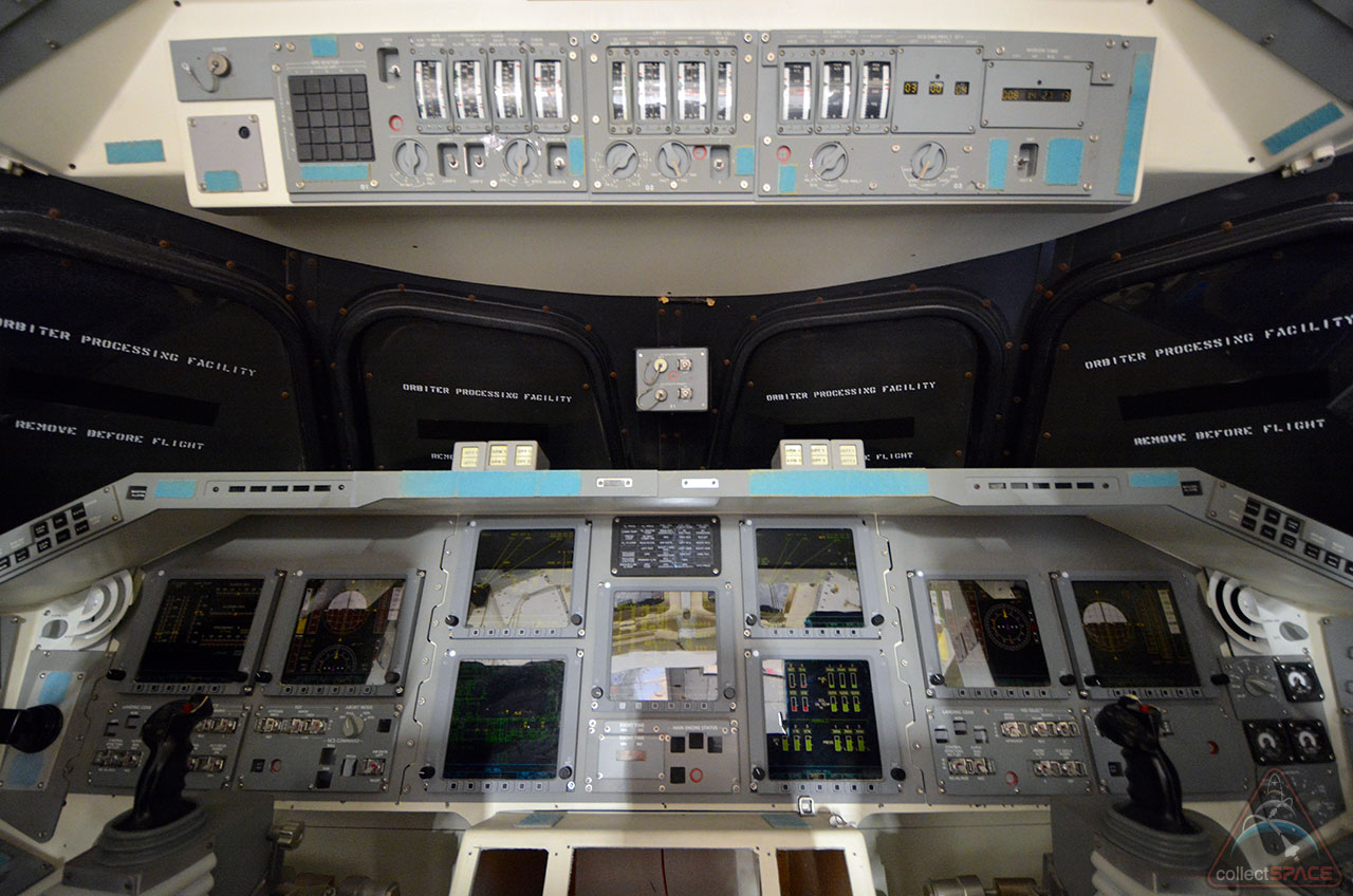 Photos Inside Independence Houston S Space Shuttle Replica