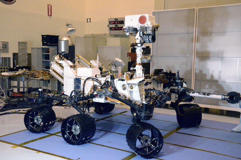 Last look at NASA's car-size rover before trip to Mars