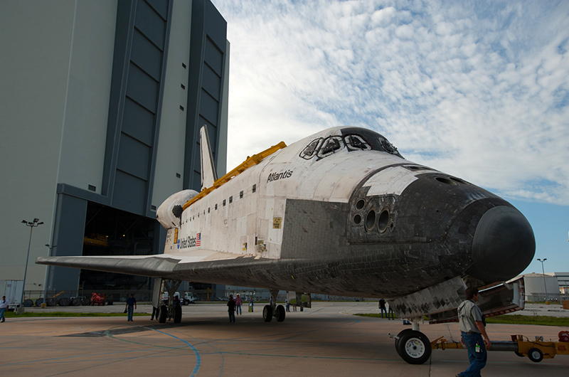 Trading places, space shuttles meet nose-to-nose for a final time