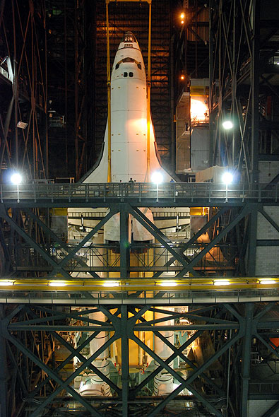 Shuttle Discovery mated with its final boosters and tank