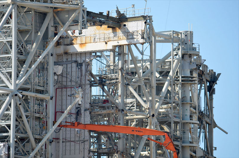 Space shuttle launch pad 'cleaned' of historic towers