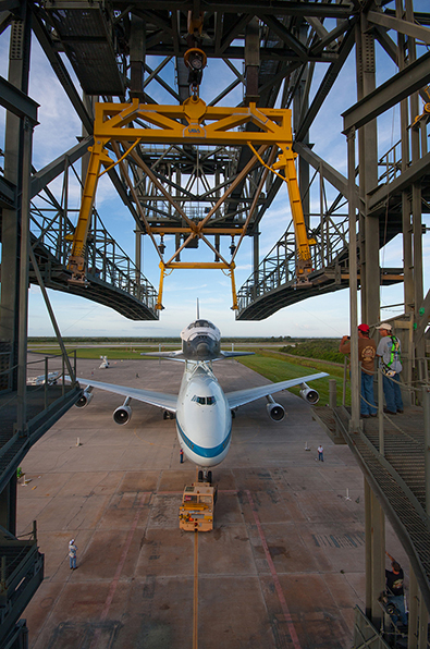 Space shuttle Endeavour set for final ferry flight to Calif., if weather allows