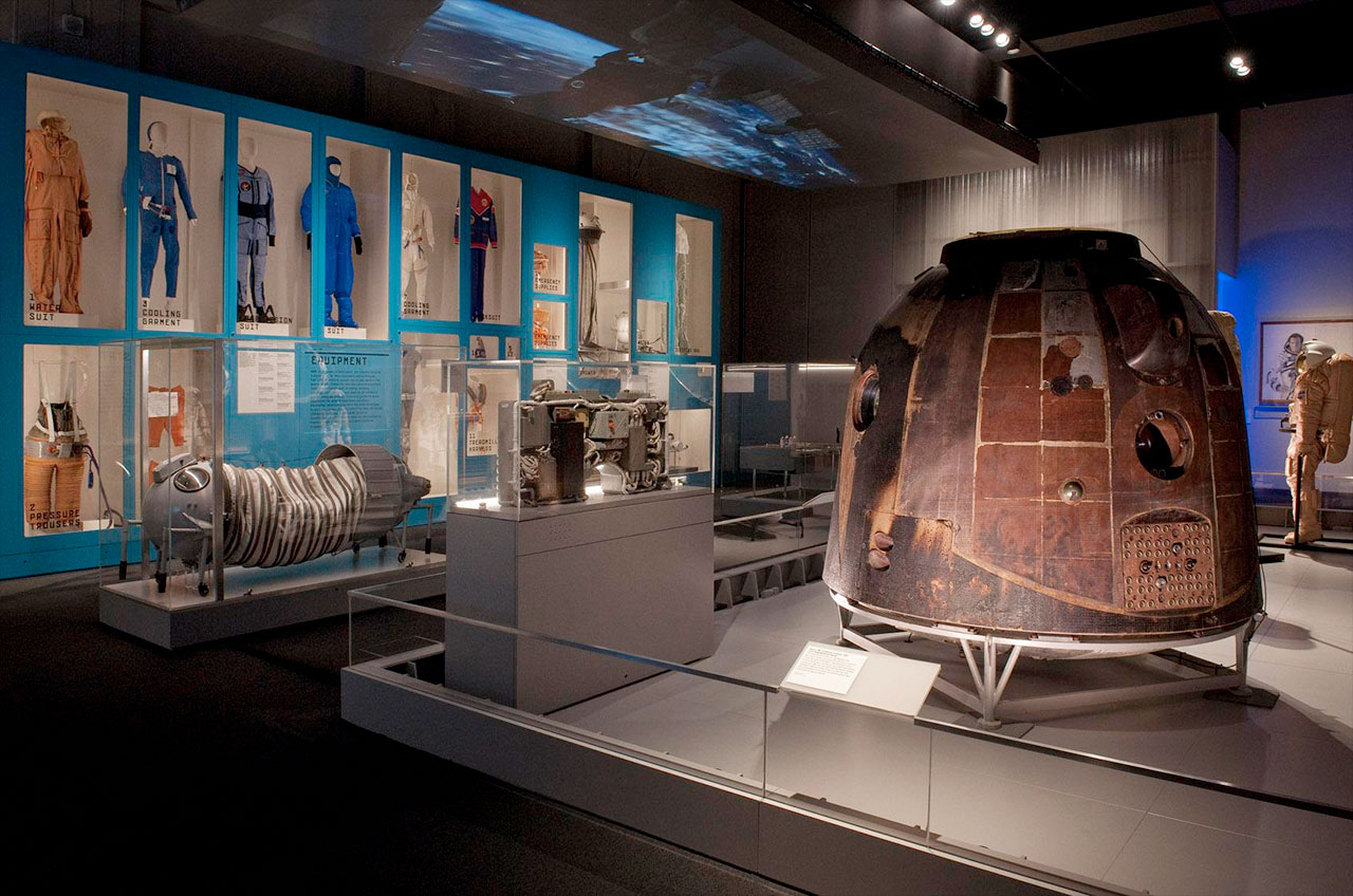 'Cosmonauts' exhibition offers rare look at Soviet space ...