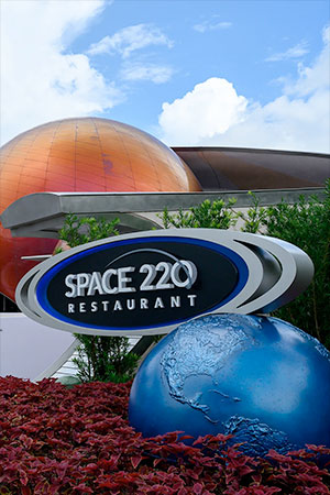 Space 220 Restaurant  Restaurant in Epcot at Walt Disney World