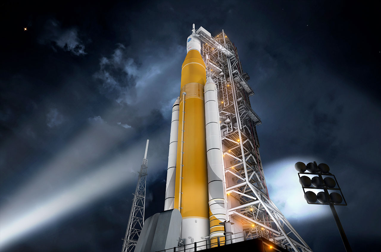 Space Launch System Solid Rocket Booster - NASA