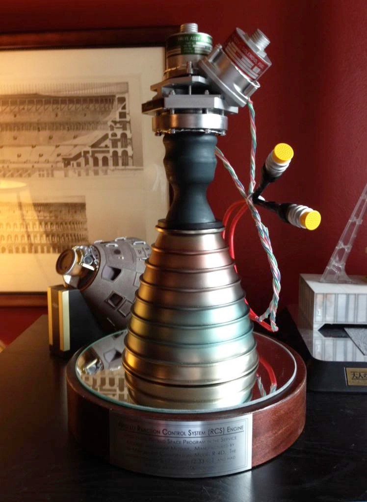 1/1 scale 3D printed model Apollo Saturn Marquardt R-4D RCS Rocket Engine 