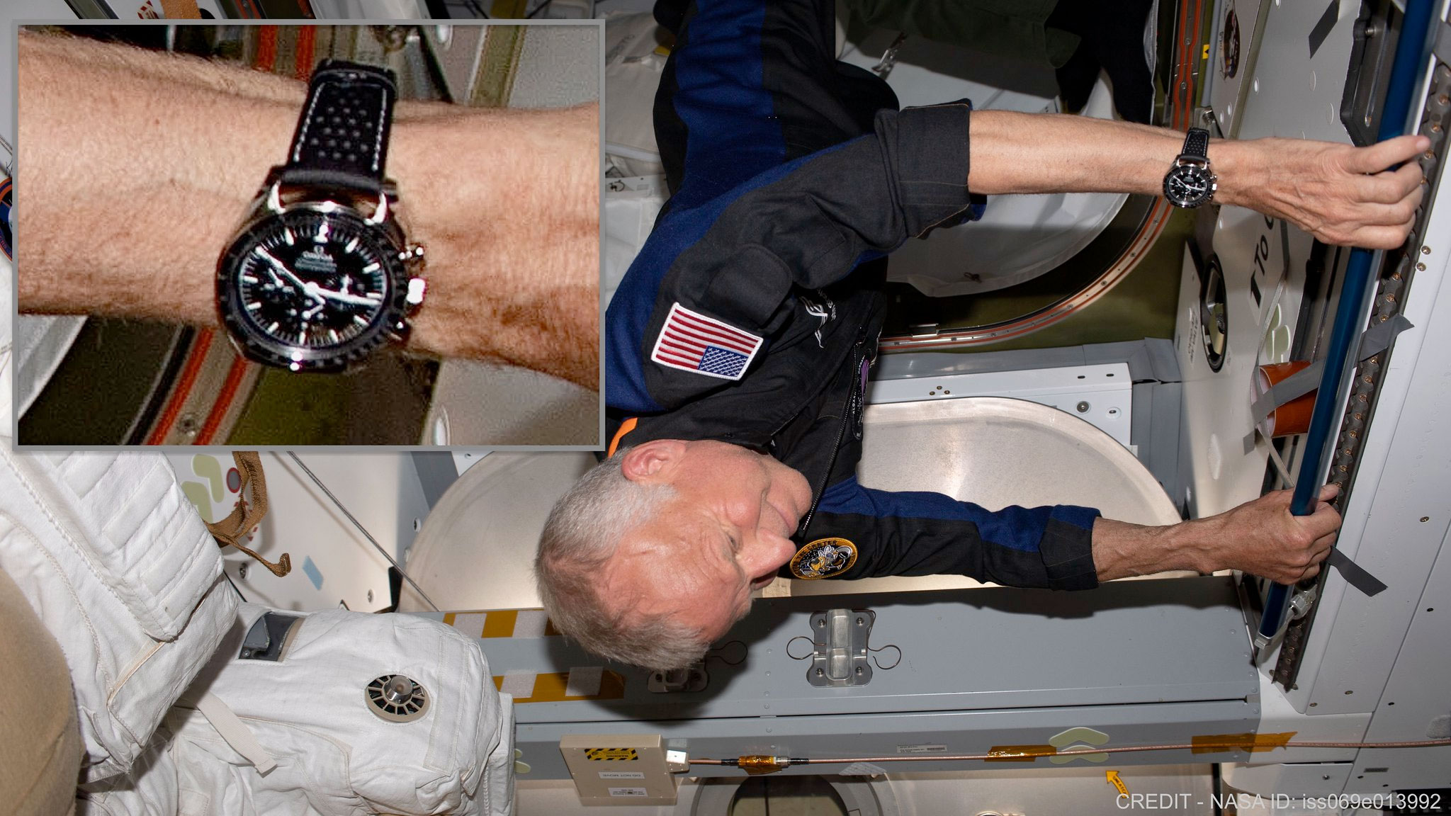 Omega Speedmaster Professional 'Astronauts Wear In Space' – Analog:Shift