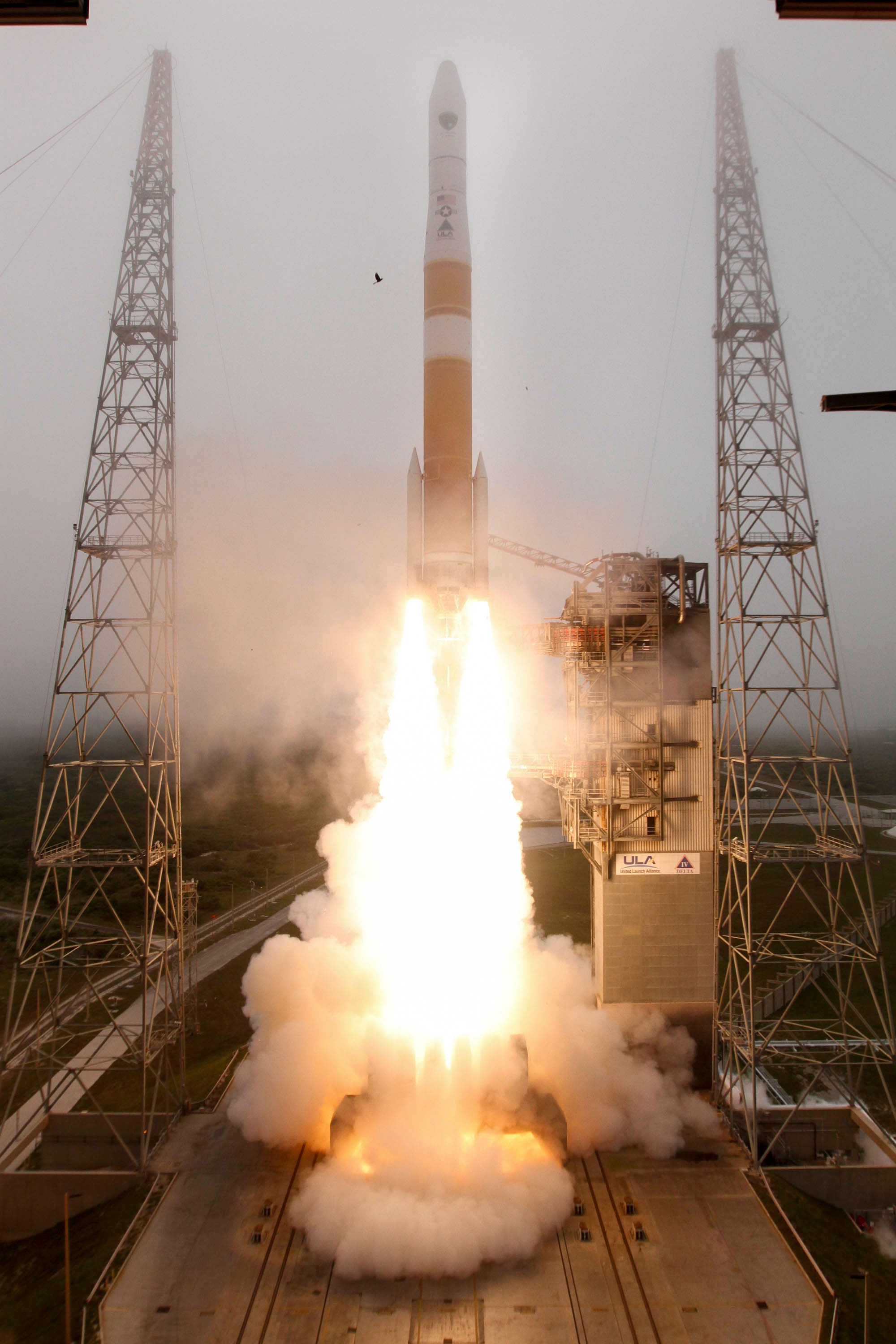 ULA Delta IV/GPS IIF-9 satellite from SLC-37 - collectSPACE: Messages