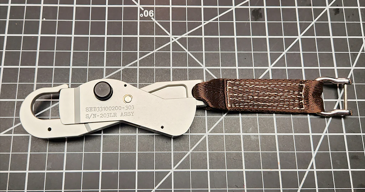 Apollo 'hook-up': New keychain replicates carabiner used on the moon ...