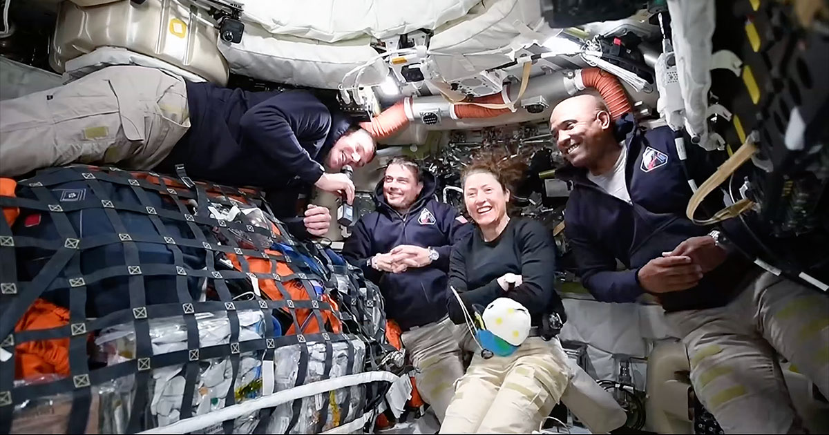 Space Rift Tli Trans-lunar Integrity: Artemis II astronauts bound for the moon after ...