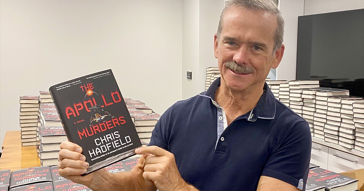 Astronaut Chris Hadfield found space for 'The Apollo Murders' in real ...